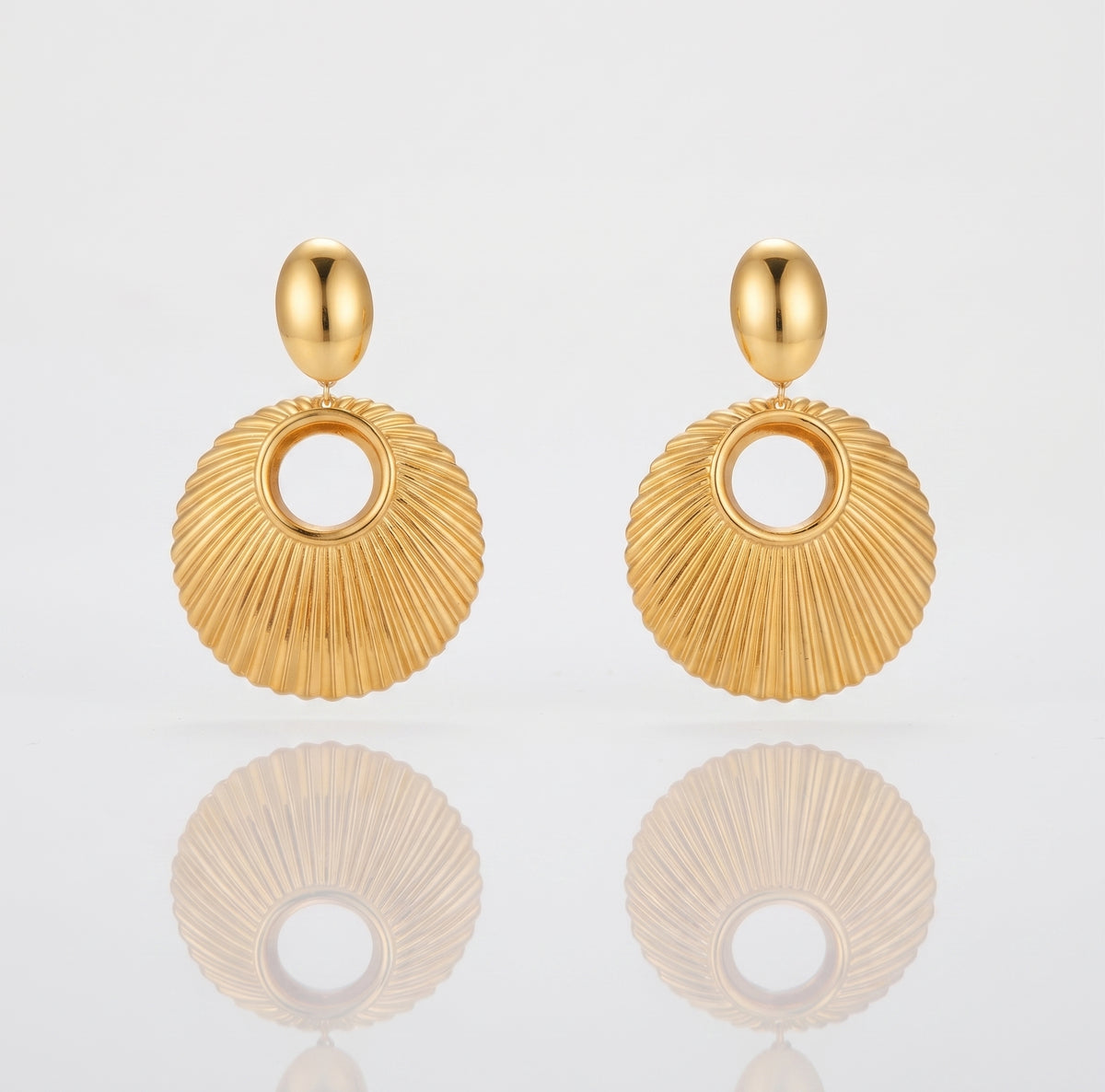 Gold Pleat Drop Earring | 18K Gold PVD Plated Stainless Steel